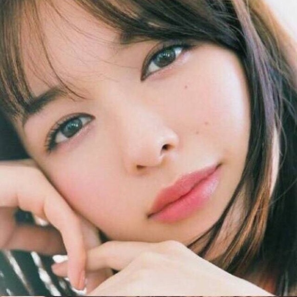 Meet your Posher, Annie - Picture 1 of 1